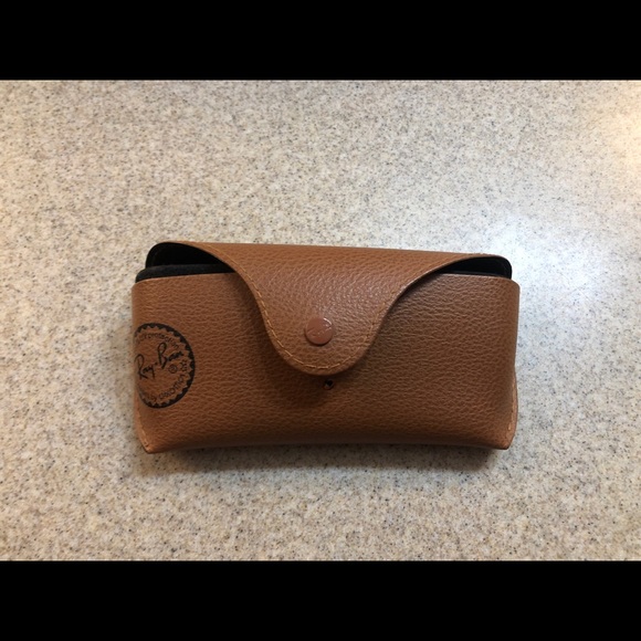 Ray Ban Erika Sunglasses in Black - Picture 3 of 3